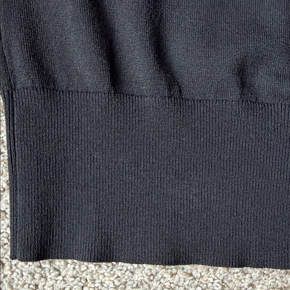 White House Black Market Black Beaded Short Sleeve Rayon blend Sweater Size S - Picture 10 of 11